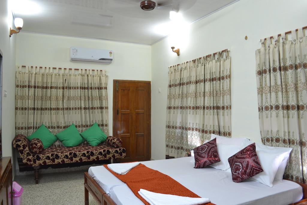 Thoms Beach Homestay Alappuzha Exterior photo