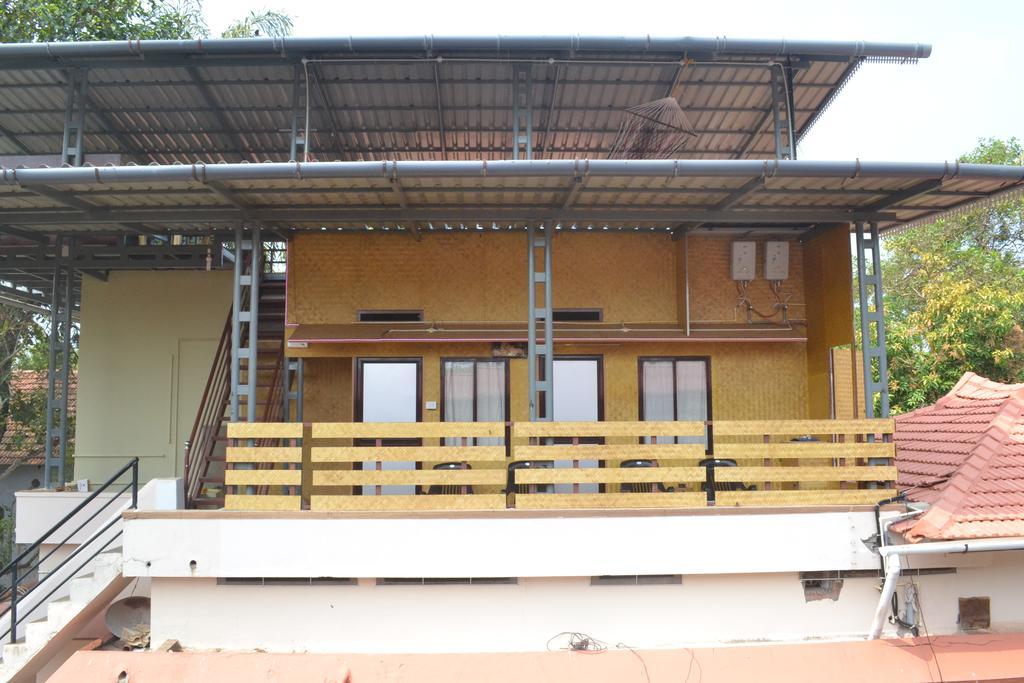 Thoms Beach Homestay Alappuzha Exterior photo